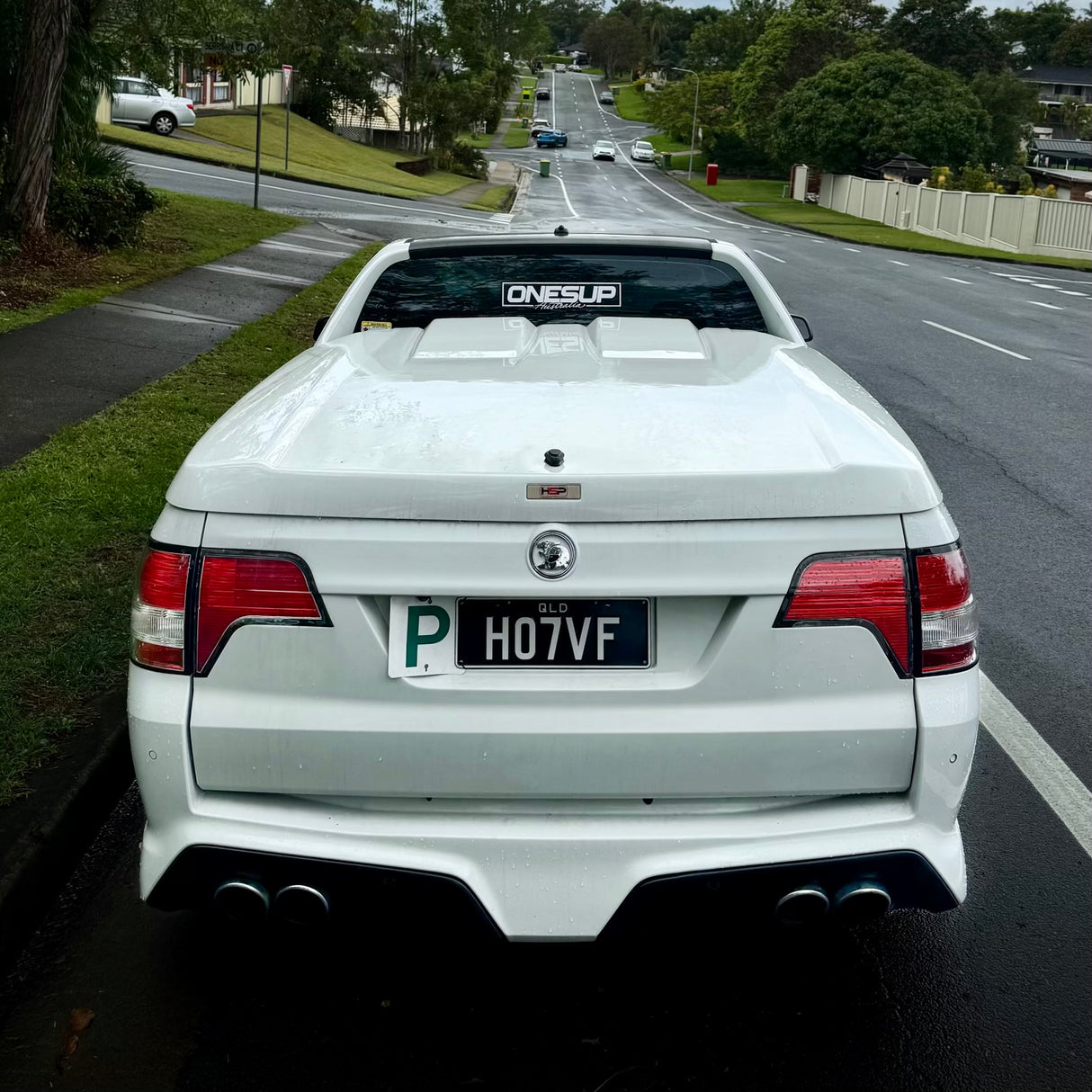 MEDIUM OnesUp White Aus Sticker